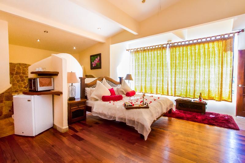 Issimo Suites Boutique Hotel & Spa - Adults Only Manuel Antonio Eksteriør bilde