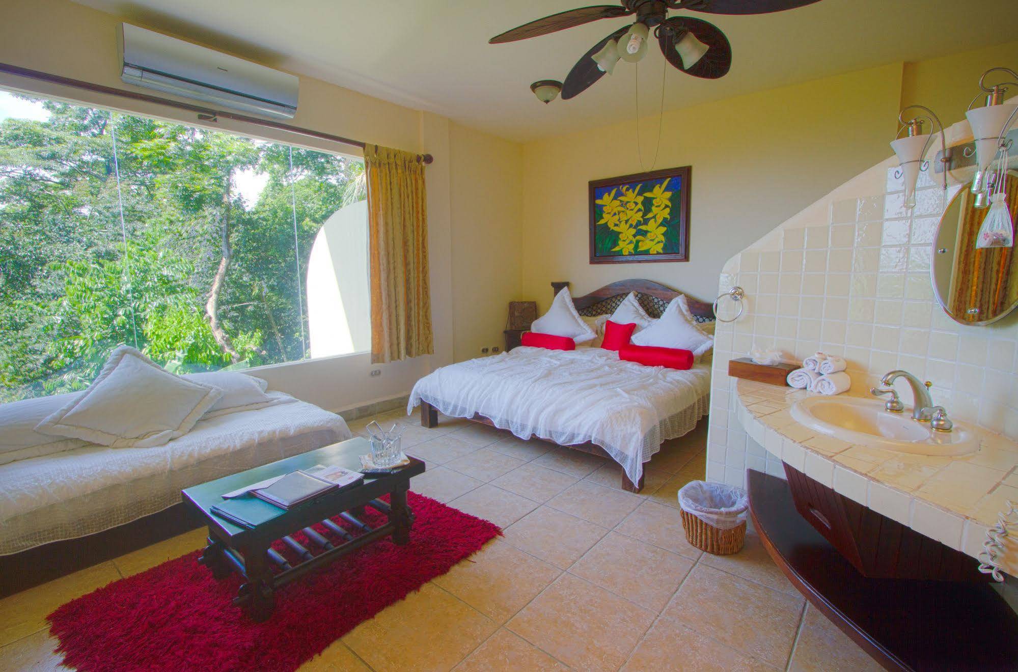 Issimo Suites Boutique Hotel & Spa - Adults Only Manuel Antonio Eksteriør bilde
