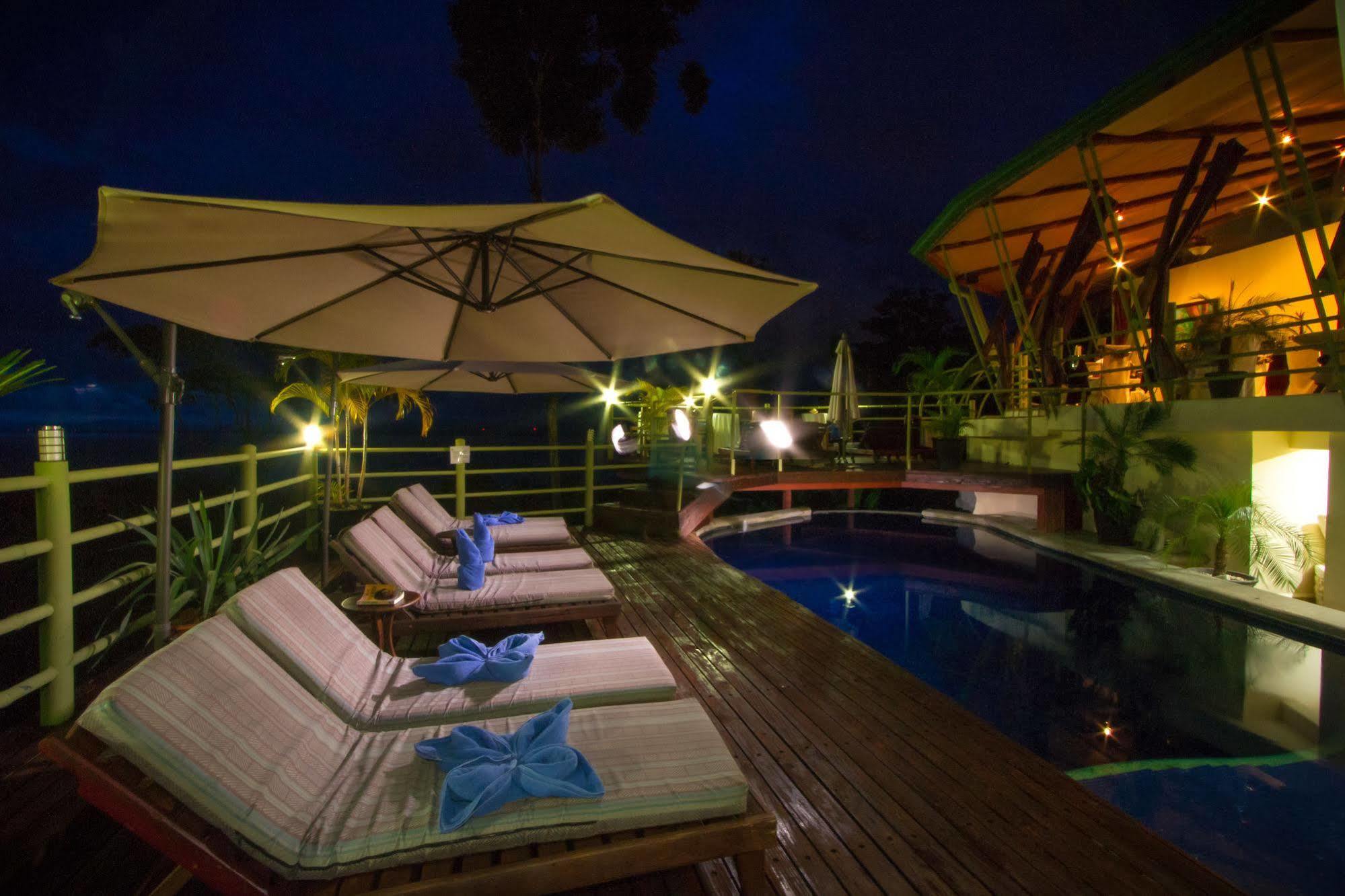 Issimo Suites Boutique Hotel & Spa - Adults Only Manuel Antonio Eksteriør bilde