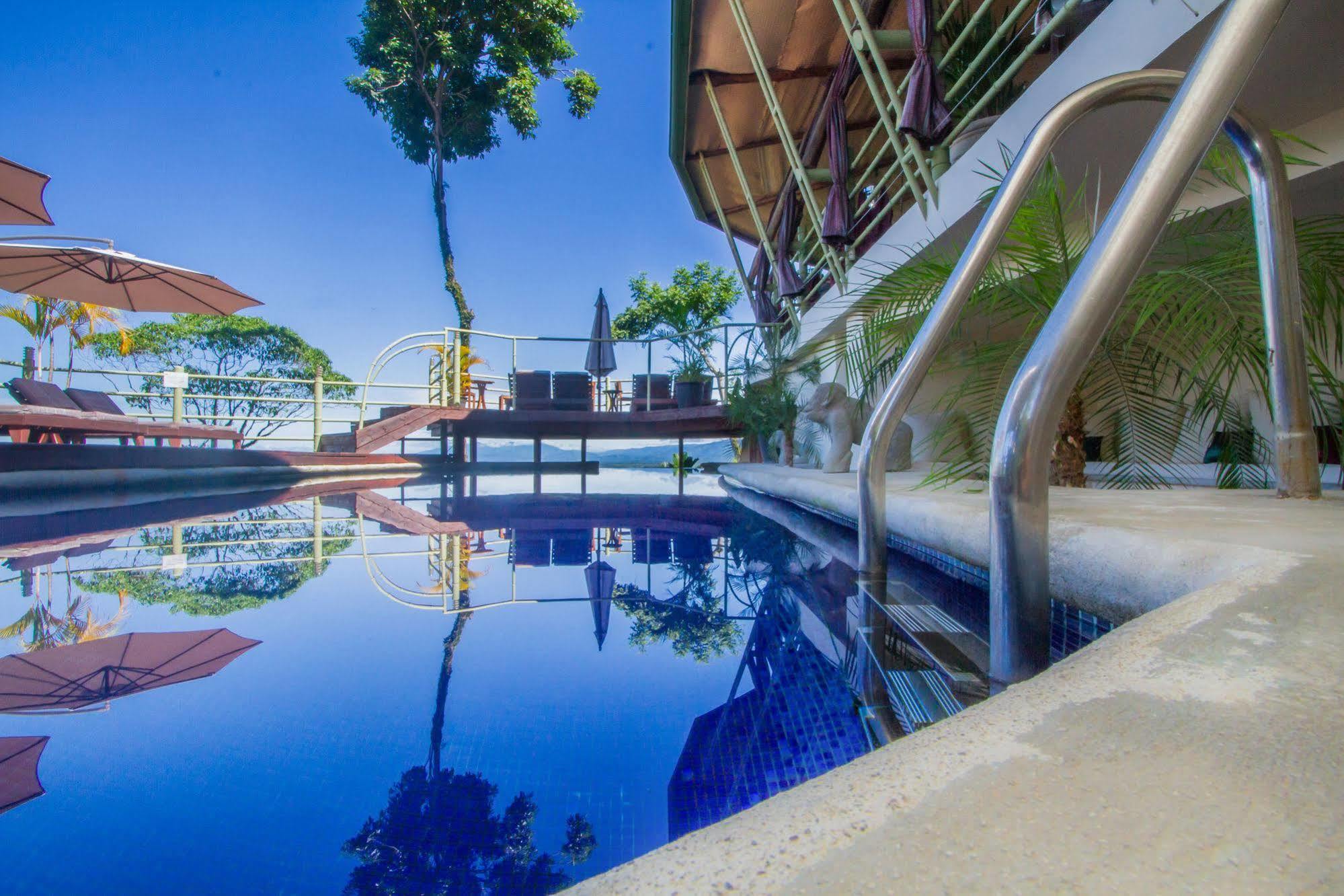 Issimo Suites Boutique Hotel & Spa - Adults Only Manuel Antonio Eksteriør bilde